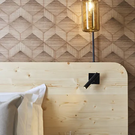 Konti By Happyculture Μπορντό